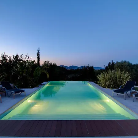 Mansion Bahia ヴィラ ポレンサ